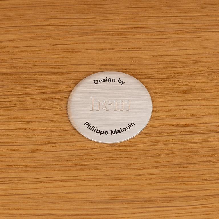 Philippe Malouin, a 'Bookmatch table'. Hem, 2021.