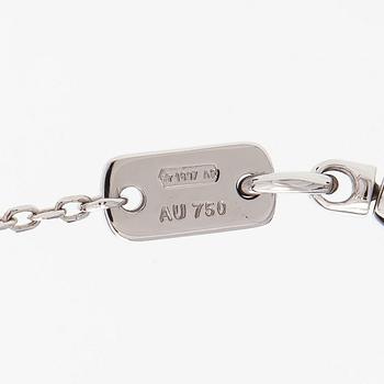 Gucci, an 18K white gold necklace with diamonds.