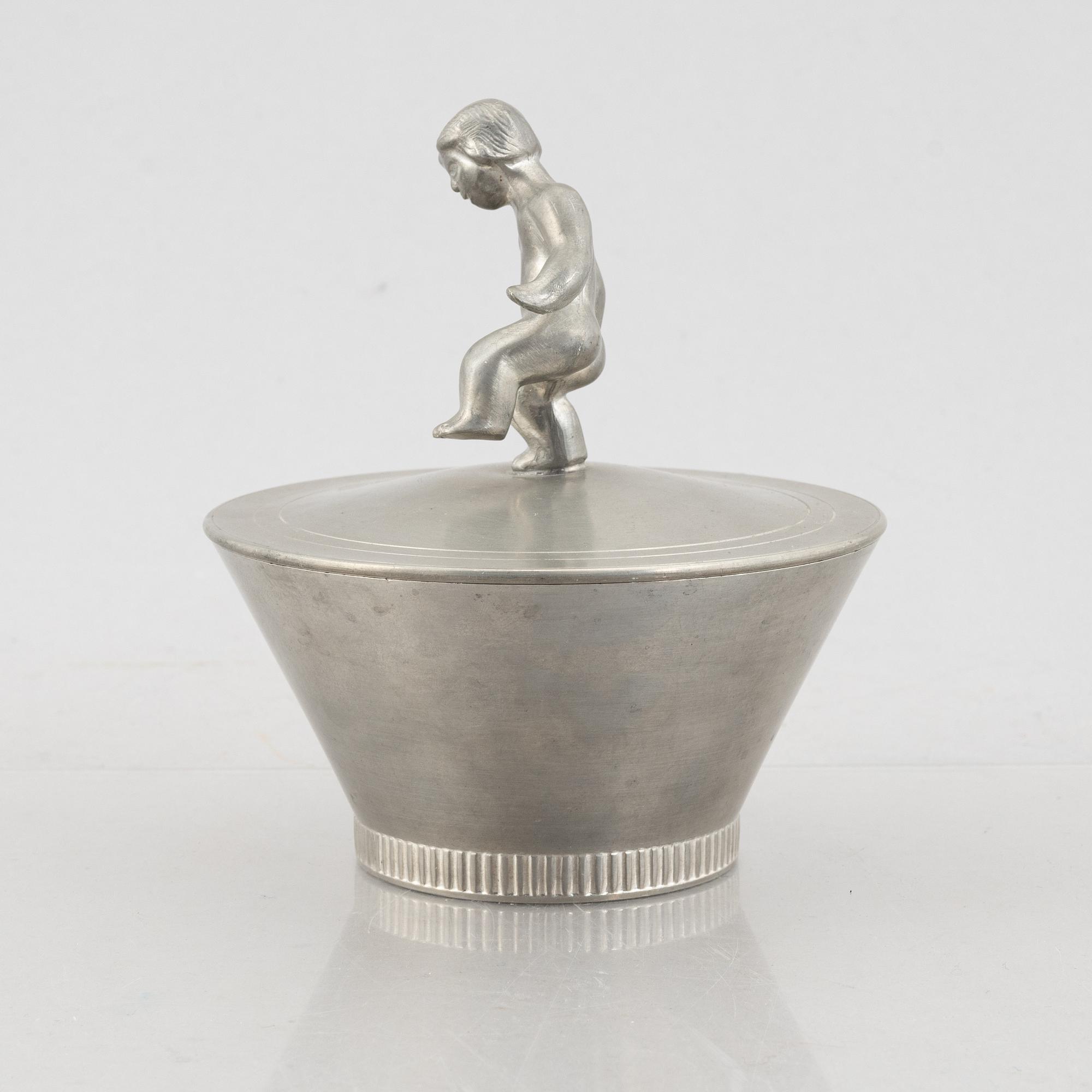 Nils Fougstedt, bonbonnière, model A801, Svenskt Tenn, Stockholm 1930.