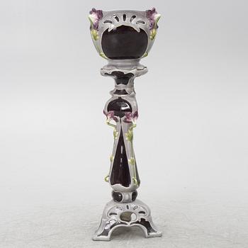 Pedestal with planter, Art Nouveau, R. M. Krause Majolika- und Steingut-Fabrik, early 20th Century.