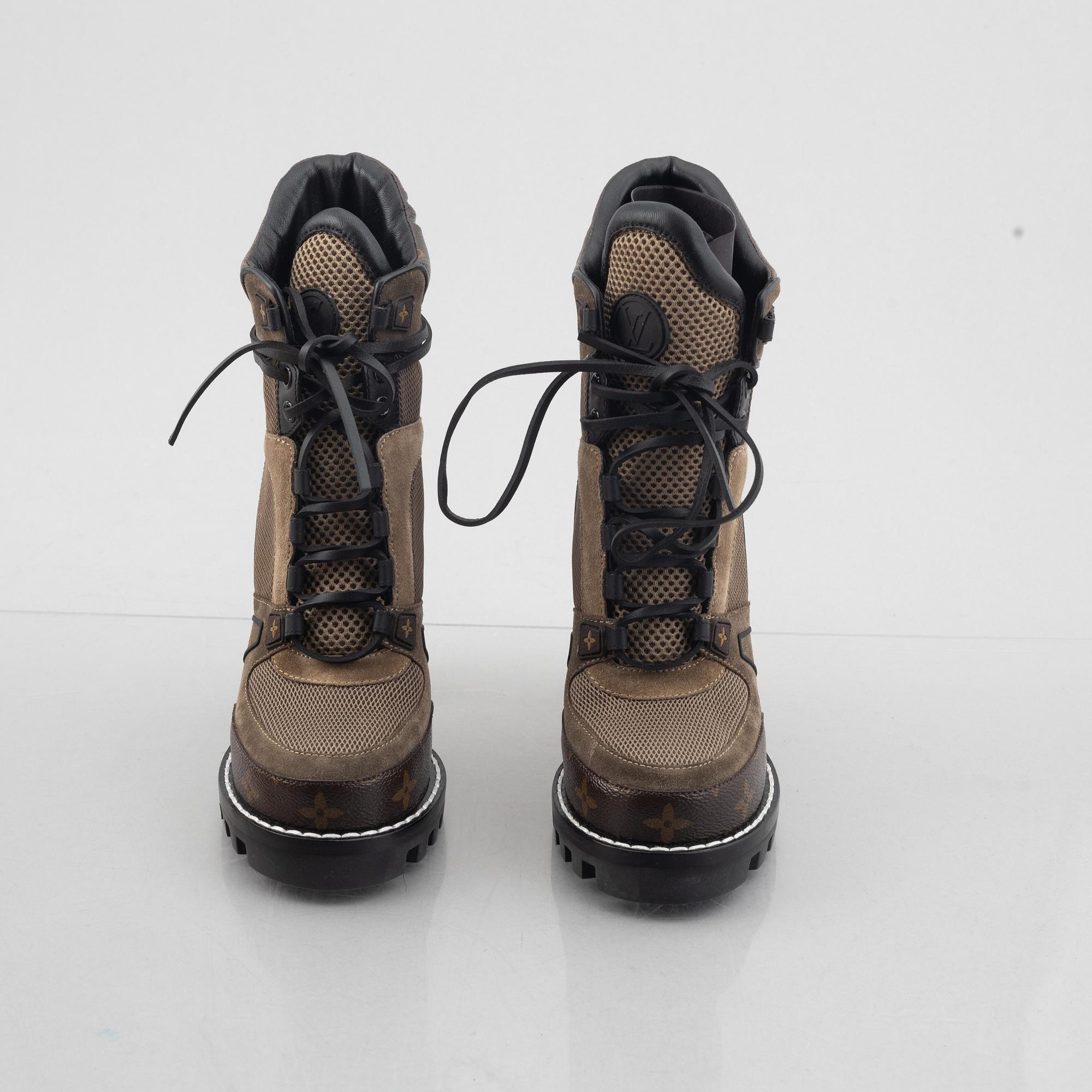 Louis Vuitton, ankle boots, "Star Trail", size 38.