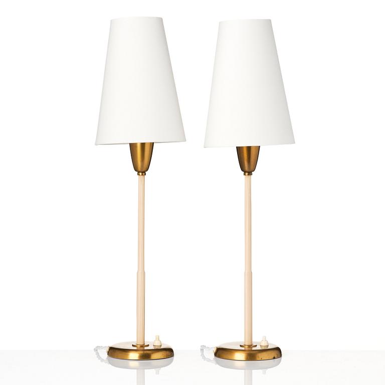 Harald Notini, a pair of table lamps, model '15602', Arvid Böhlmarks Lampfabrik, Sweden, 1940-50s.
