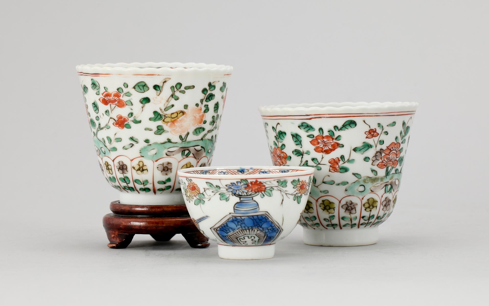 KOPPAR, 3 st, porslin, Kanxistil, Kina, 1900-tal.