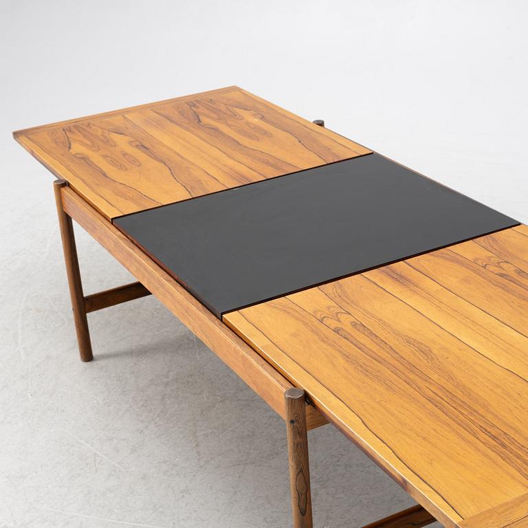 A coffee table, 1960s/70s.