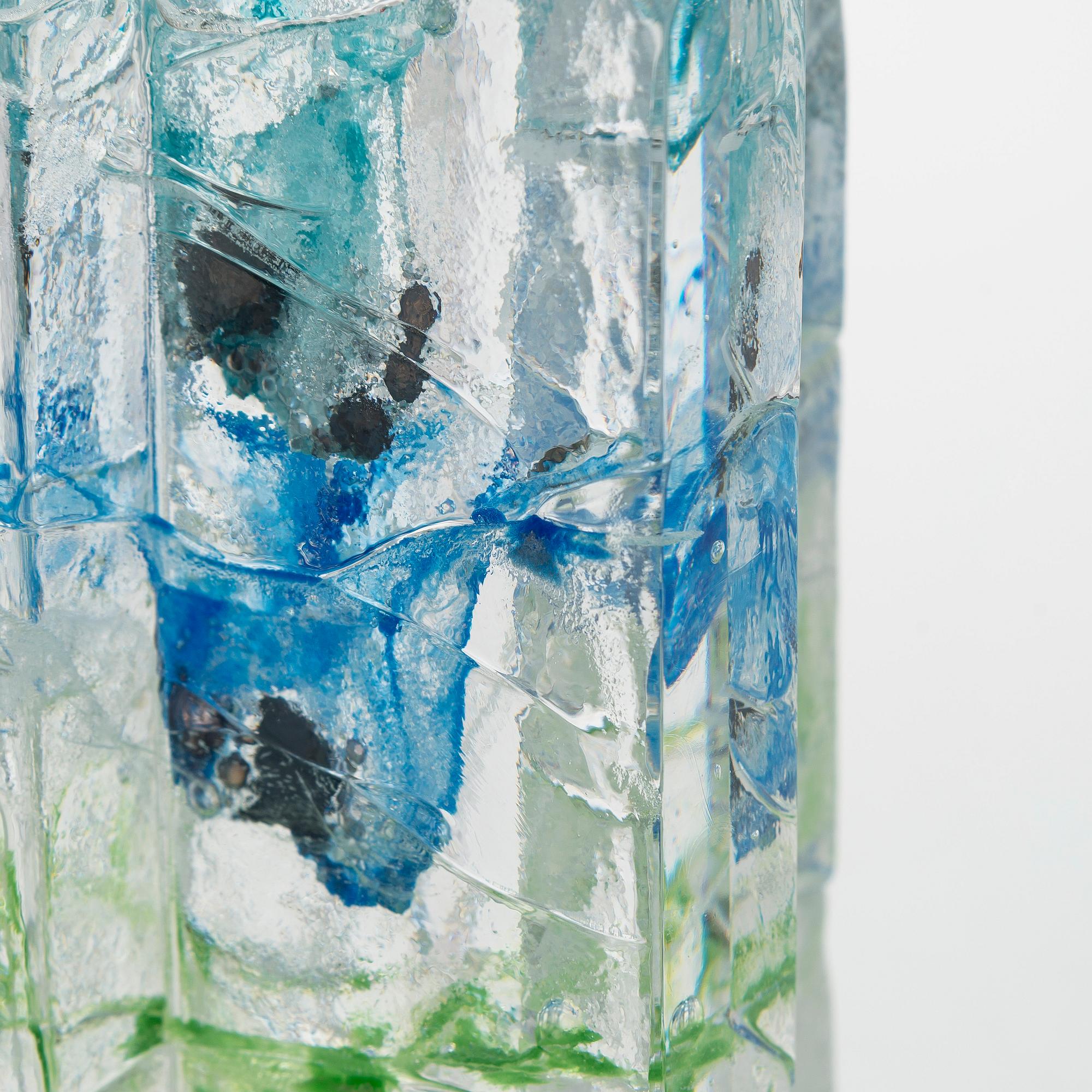 Helena Tynell, glasskulptur, "Skog", signerad Helena Tynell Riihimäen Lasi Oy.