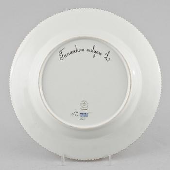 TALLRIK, porslin, "Flora Danica", Royal Copenhagen, 1900-talets andra hälft.