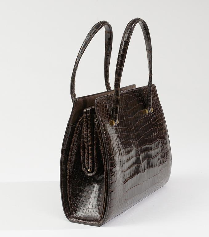 A 1960's Hermès handbag.