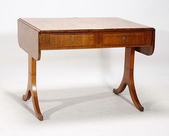 KLAFFBORD, empire, 1800-talets första hälft.