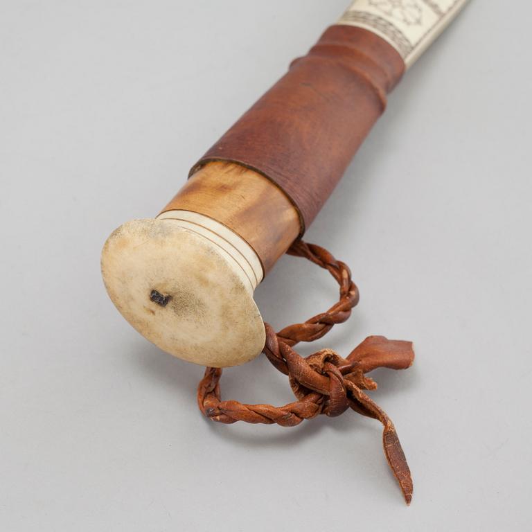 A knife by Lars Olov Parfa, signed and dated -74.