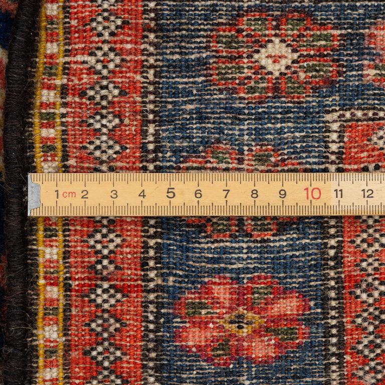 A semi-antique Malayir bag face, West Persia, c. 58 x 74 cm.