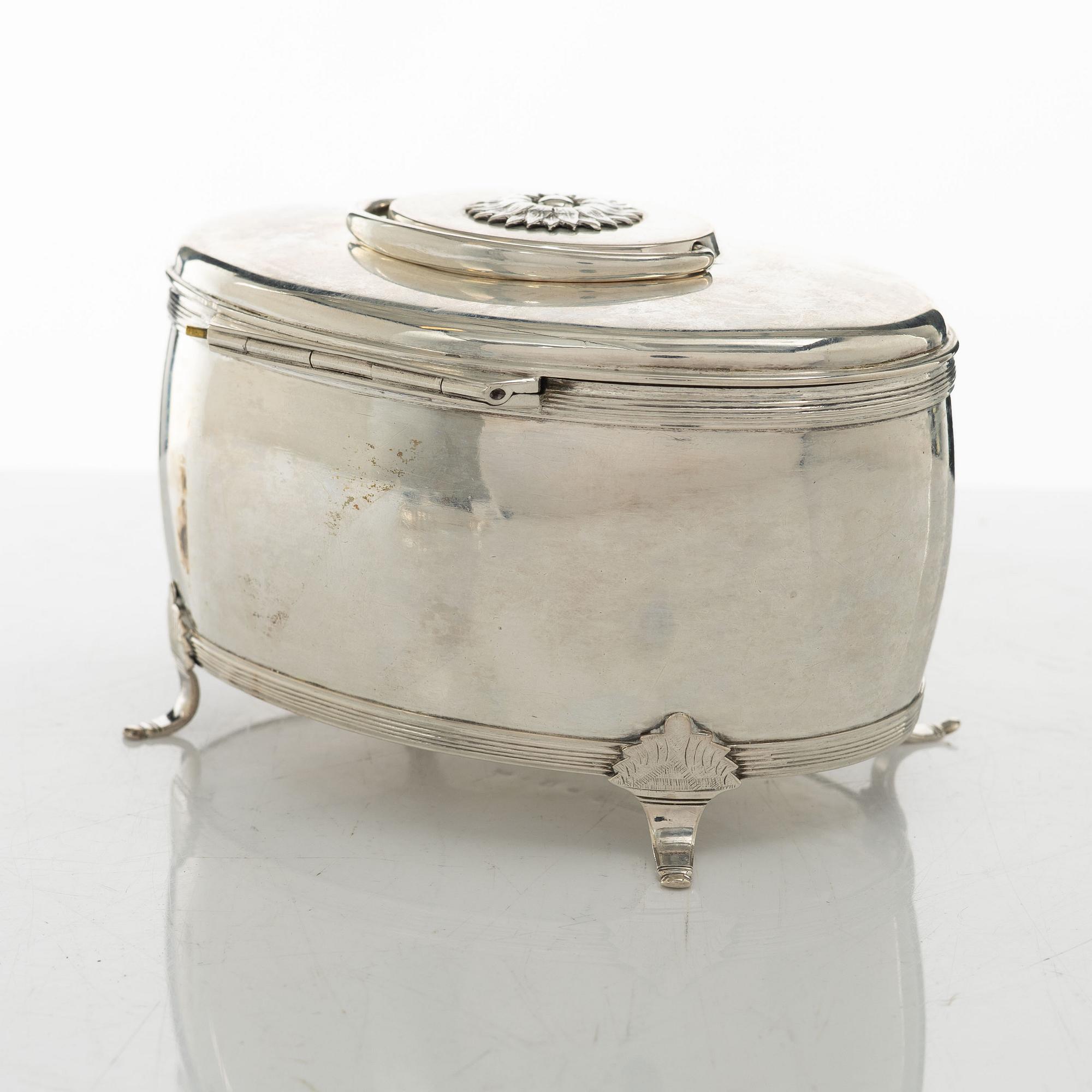 A Swedish silver sugar box, mark of Petter Adolf Sjöberg, Stockholm 1818.