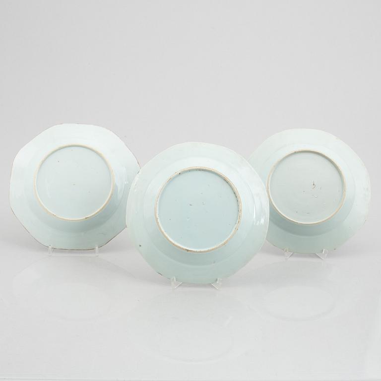 Nine blue and white export porcelain plates, China, Qingdynasty, 18th century.