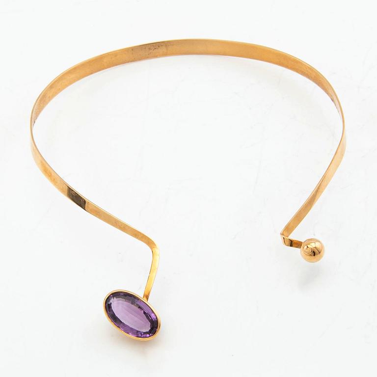 Necklace, 18K with amethyst.