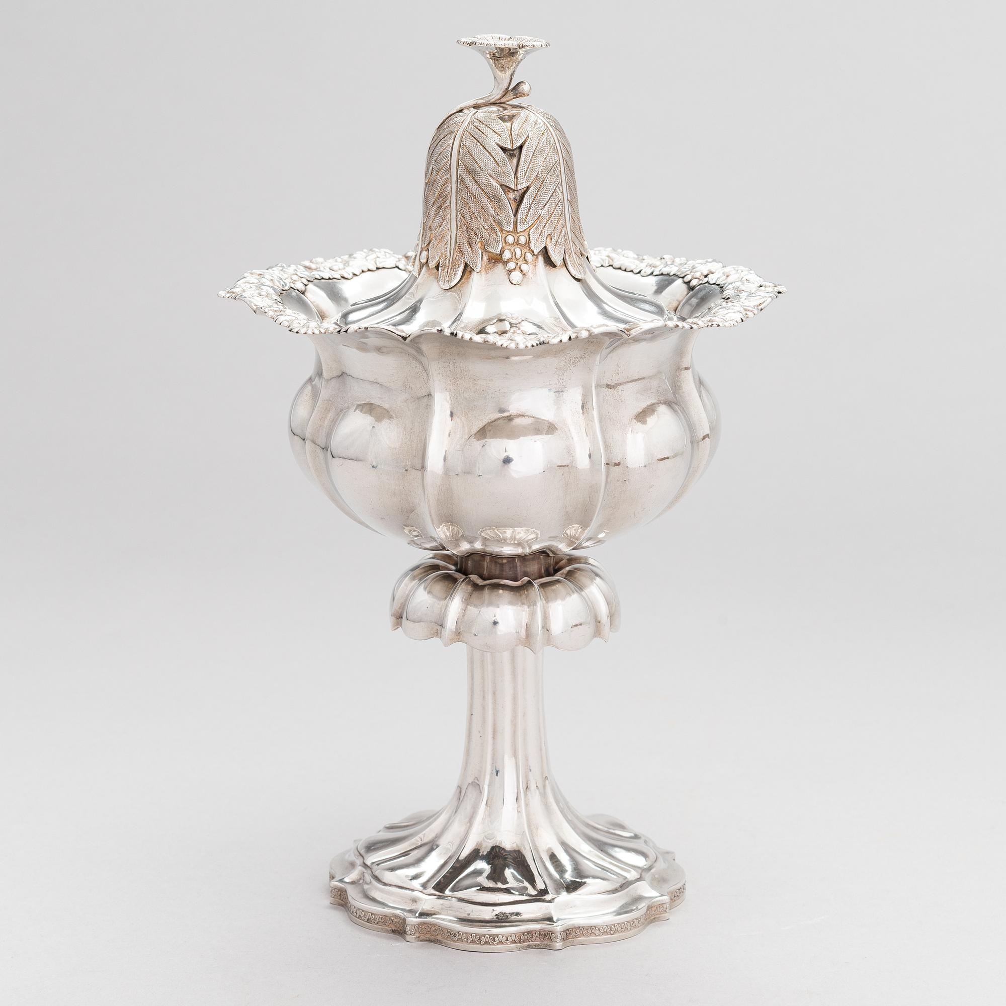 A 19th-century silver sugar bowl, maker's mark of Olof Robert Lundgren, Turku, Finland 1857.