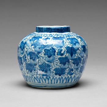 203. A blue and white jar, Ming dynasty, Wanli (1572-1620).