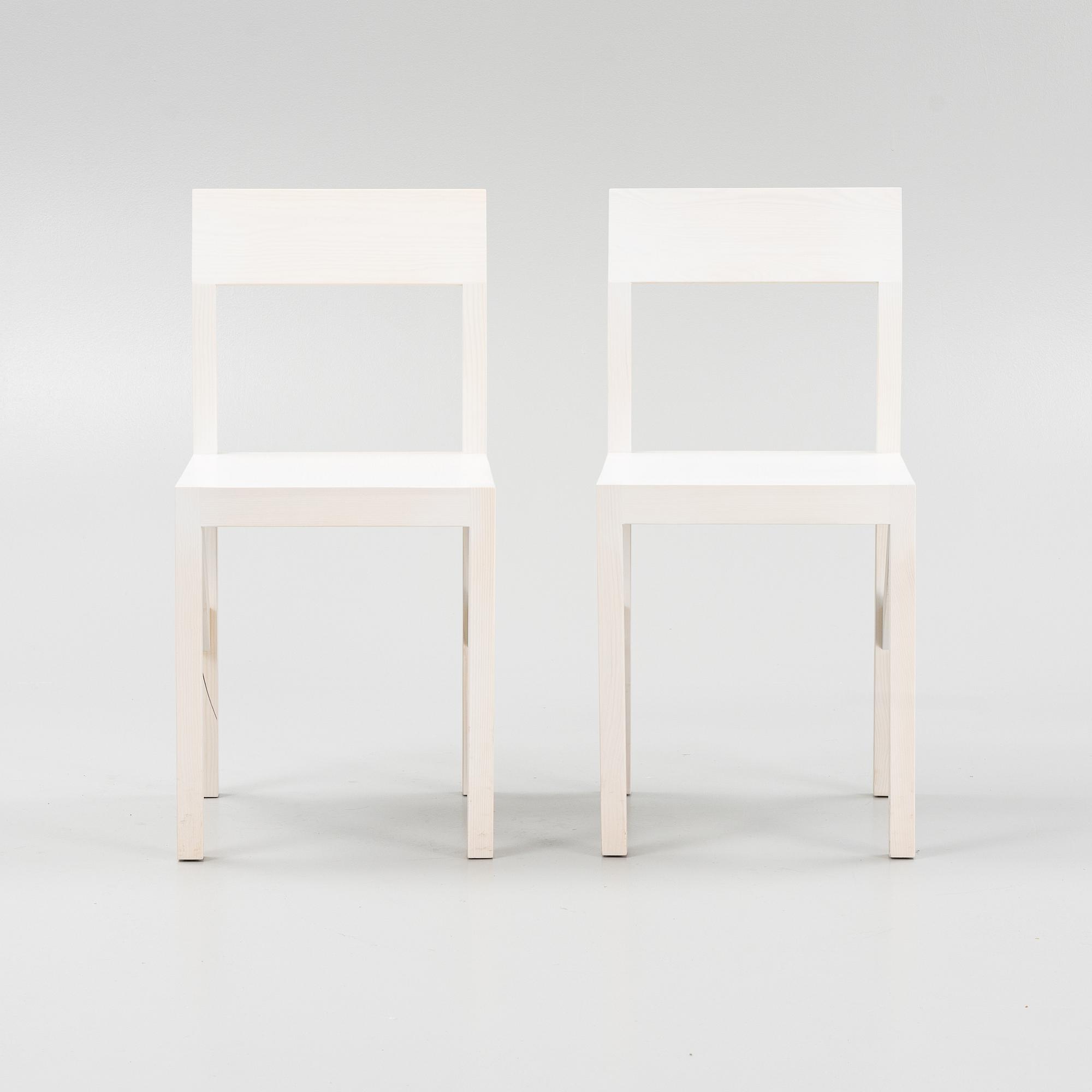 Frederik Gustav, "Bracket Chair", 2 st., Frama, Köpenhamn, Danmark 2023.