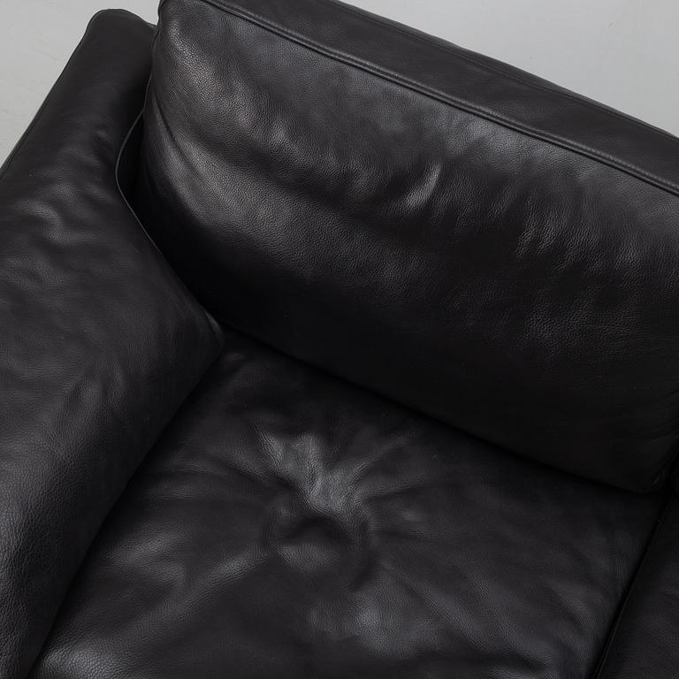 Takashi Okamura & Erik Marquardsen, soffa. "Capri 3A" Skipper Furniture.