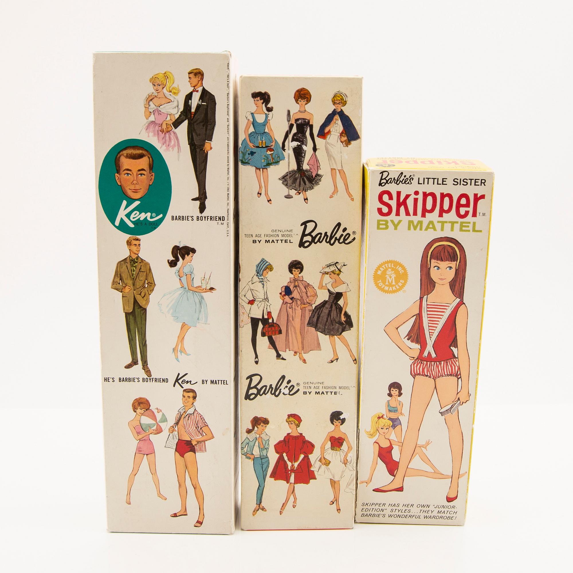 Dolls 4 pcs and accessories Mattel Japan second half of the 20th century.