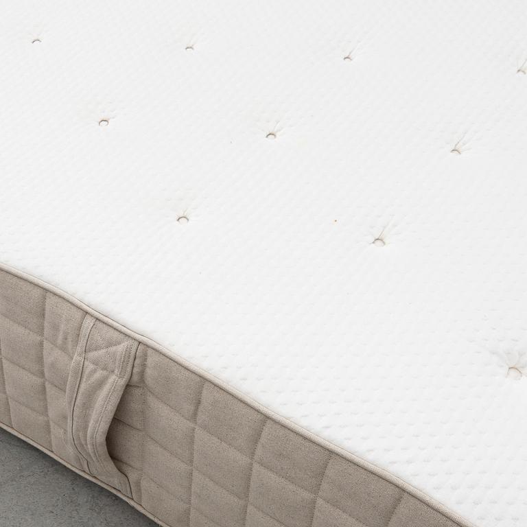 Morten Georgsen, bed "Element" for BoConcept 2000s.