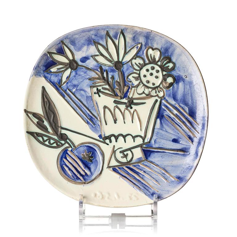 Pablo Picasso, fat, fajans, "Bouquet à la pomme" (A.R. 305), Madoura, Vallauris, Frankrike, efter 1956.