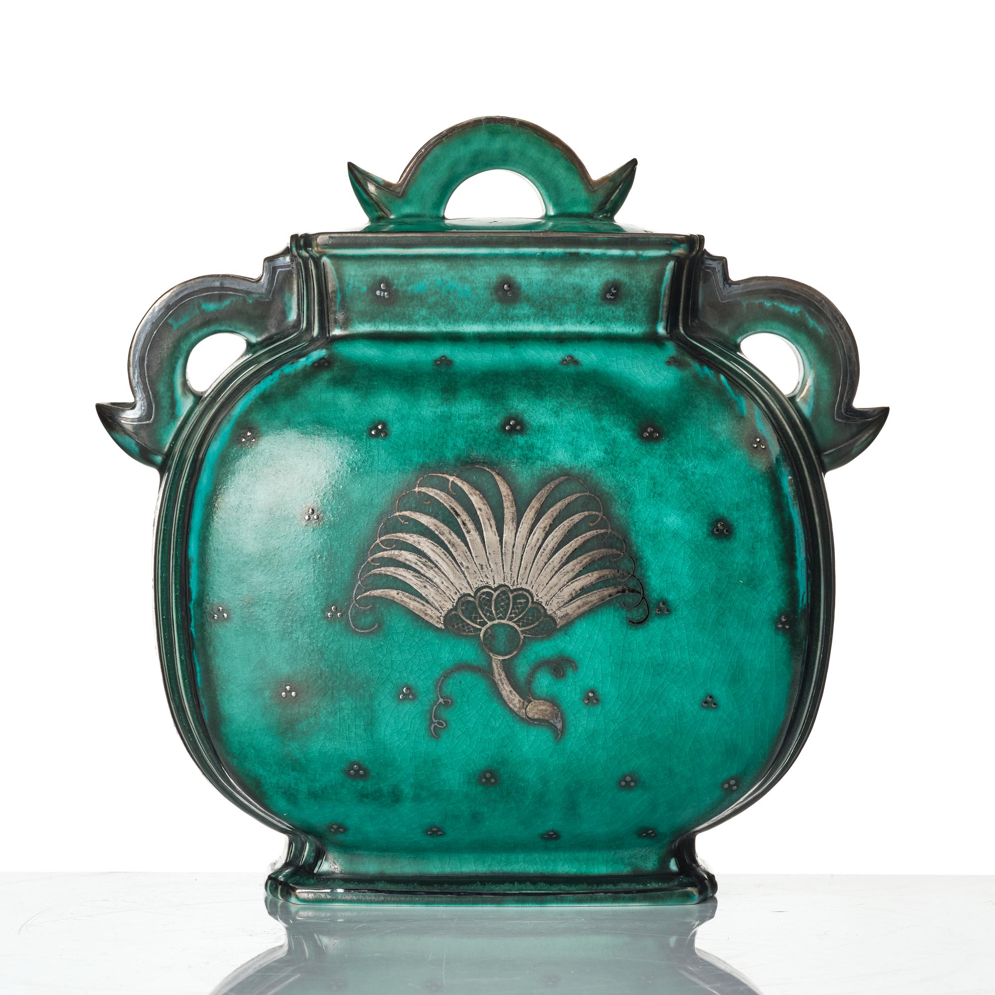 Wilhelm Kåge, a stoneware 'Argenta' urn with cover, model 935, Gustavsberg, Sweden, 1934.