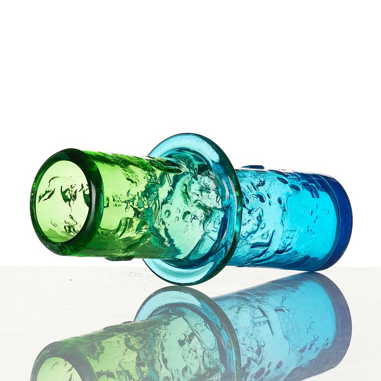 Oiva Toikka, a set of two "Bamboo" glass vases, Nuutajärvi, Notsjö, Finland, 1967-69.