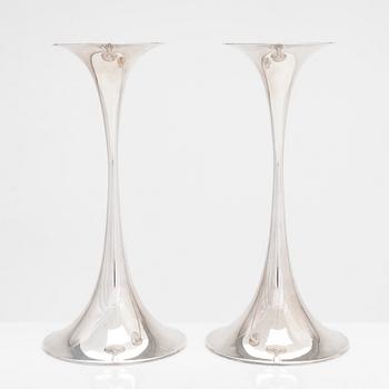 Tapio Wirkkala, a pair of 'Trumpetti' silver candlesticks, Kultakeskus, Hämeenlinna.