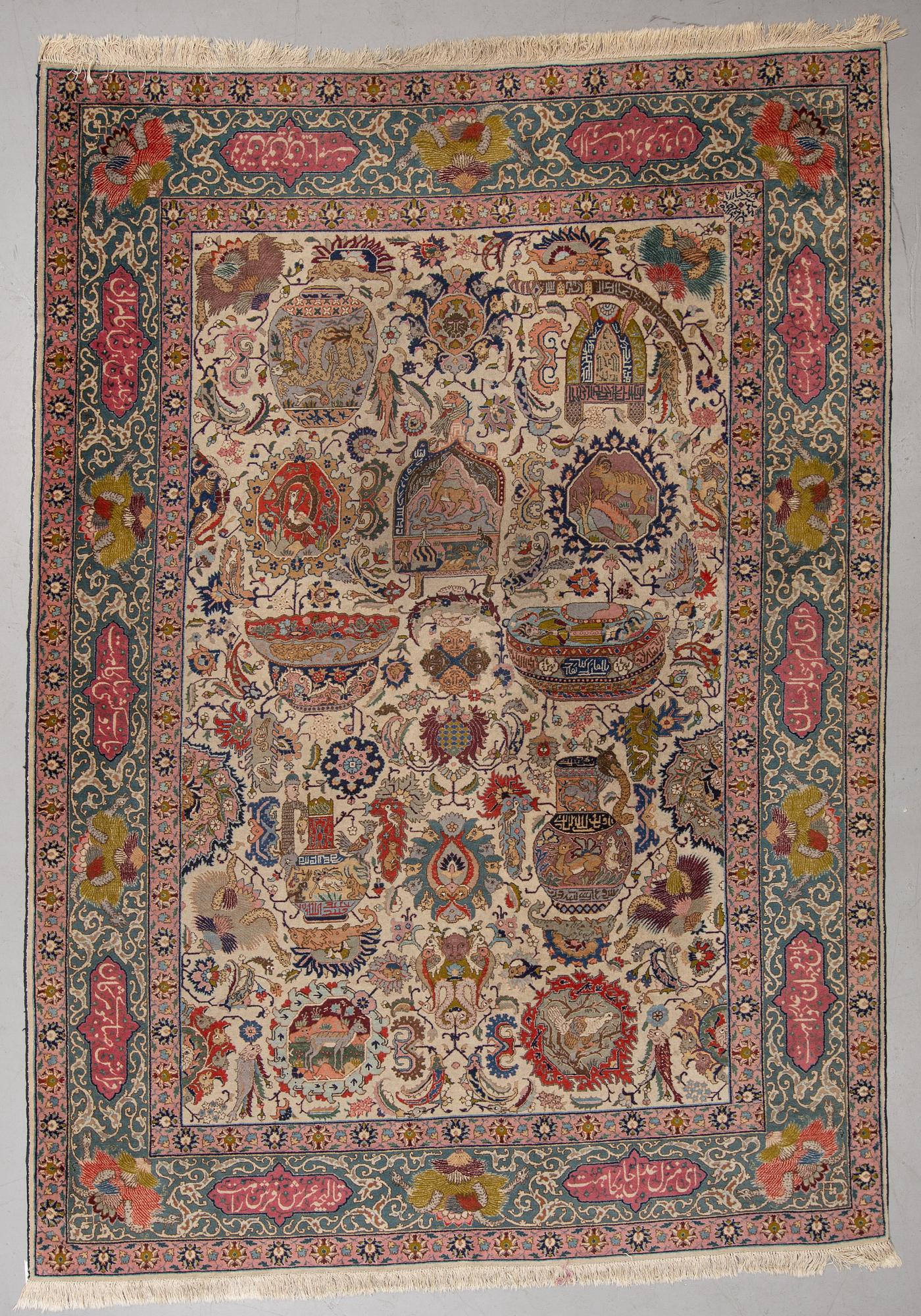 A carpet, a semi-antique Tabriz figural, ca 354,5-362 x 250,5-258 cm.