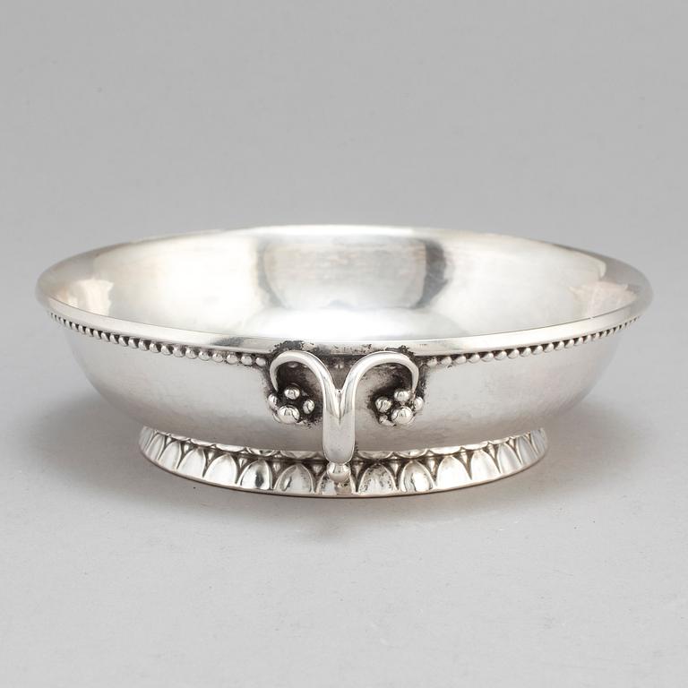 GEORG JENSEN,  a 830/1000 silver mug and  a bowl (a christening set), Copenhagen ca 1918-1927, design nr 127, 158.