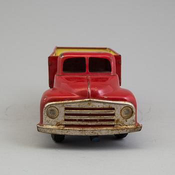 A tinplate Gama 501 truck, Germany, 1950s.