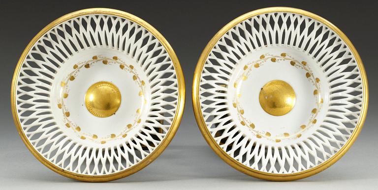 A pair of 'Egyptian' tazzas, Empire. (2).