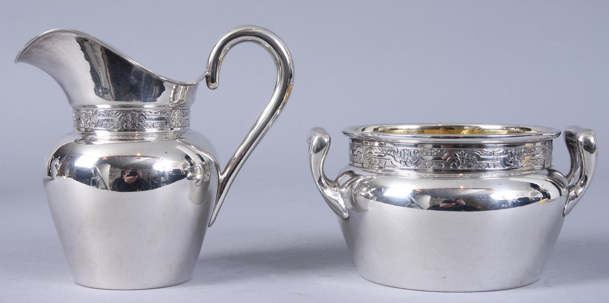 KAFFESERVIS, 3 delar, silver. Stockholm, 1908. 940 gram.