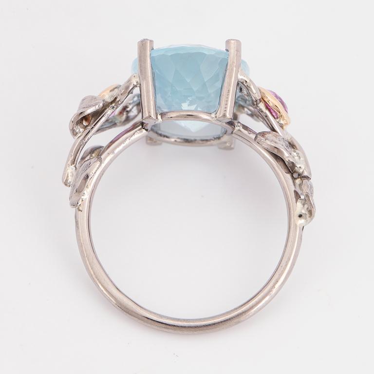 Aquamarine, pink sapphire and brilliant-cut diamond ring.