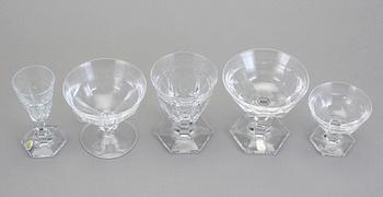 GLASSERVIS, 25 delar, Kosta, "Kronoberg", 1900-talets mitt.