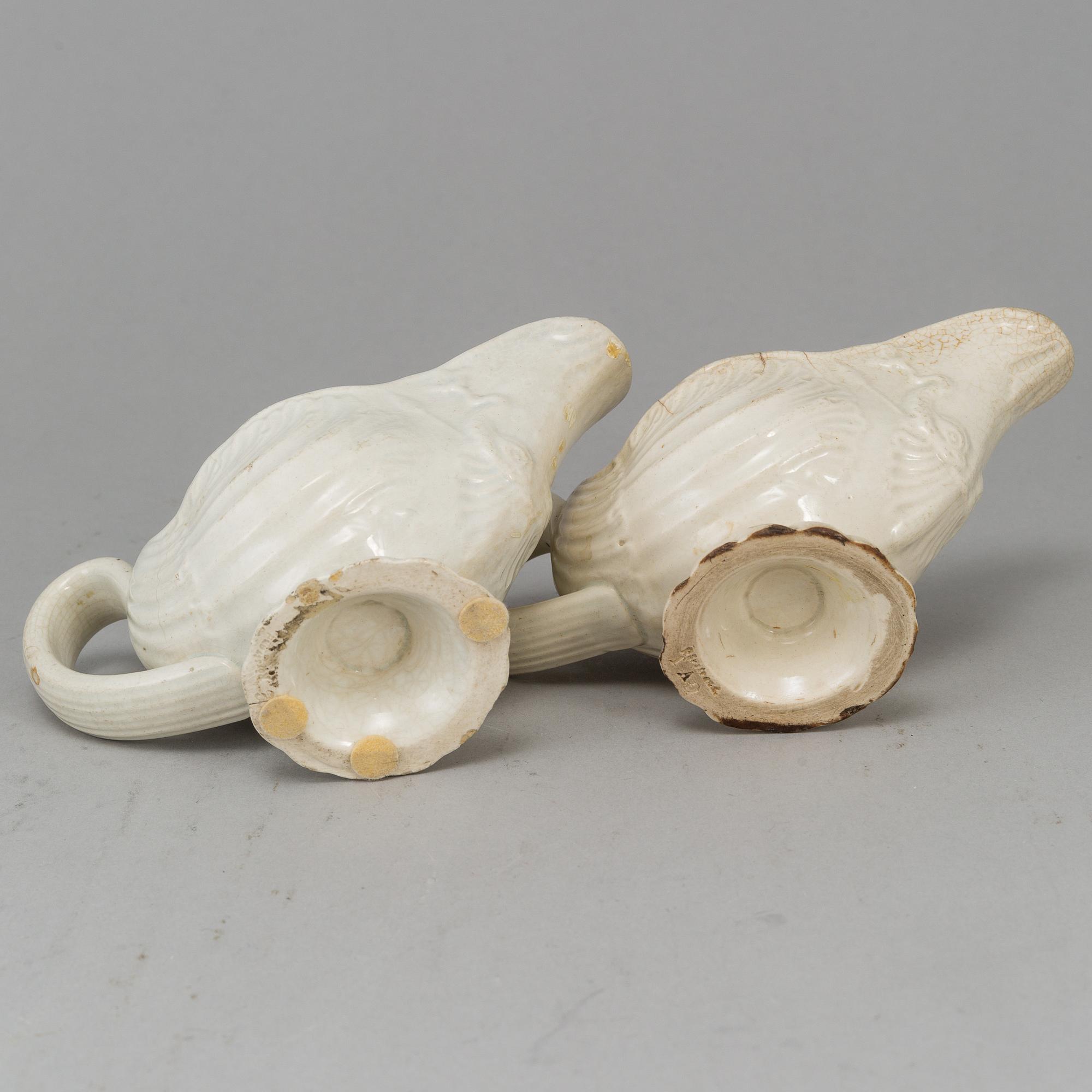 A creame weare buttertureen with cover, a cake mould and a pair of sauce boats, 18/19th Century, part Rörstrand.