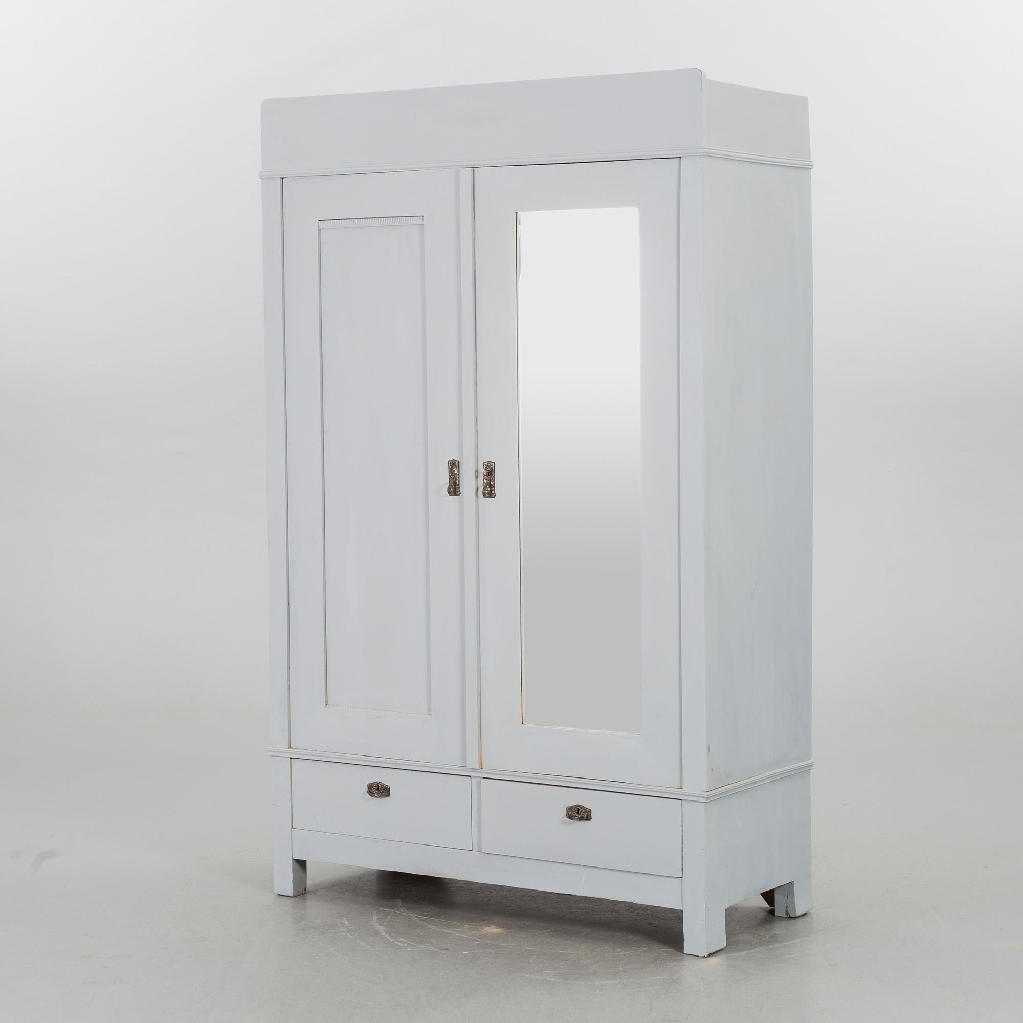 SKÅP / KLÄDSKÅP, jugend, sekelskiftet 1900.