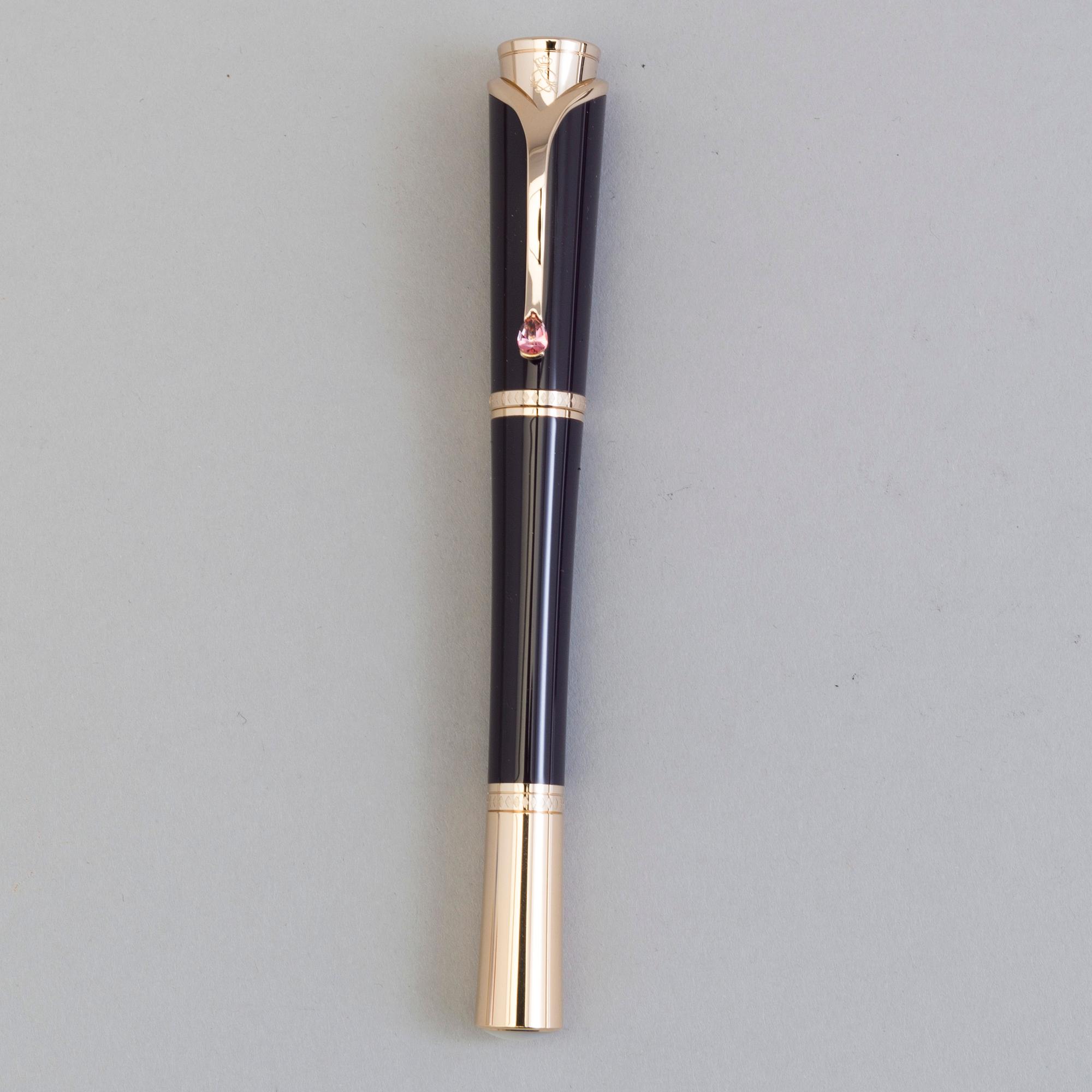 PENNA Mont Blanc. Grace Kelly. With pink sapphire. Bukowskis