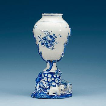 712. A Swedish Marieberg faience vase, dated  19/3 (17)71.