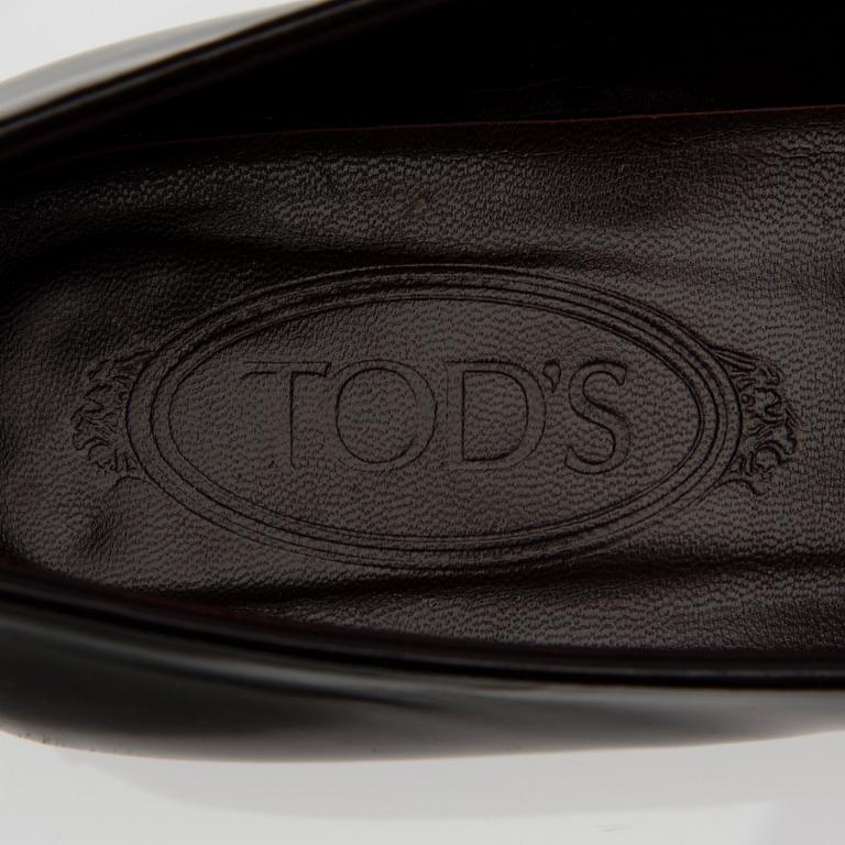 SKOR, Tod's.