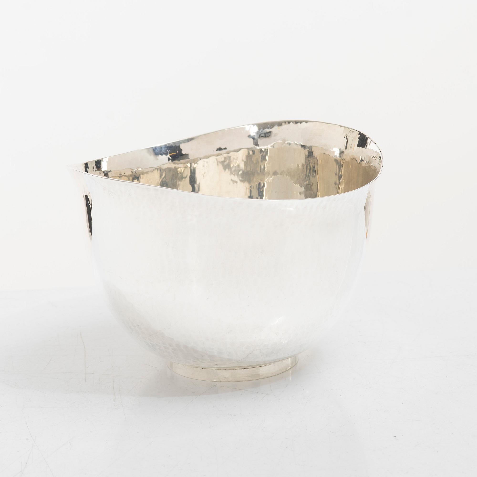Eric Löfman, A silver bowl, KG Markströms, Uppsala 1978.