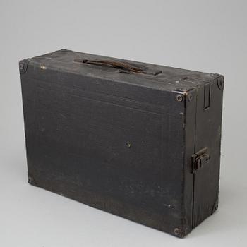 RESEGRAMMOFON, His Masters Voice, Tyskland, 1900-talets första hälft.