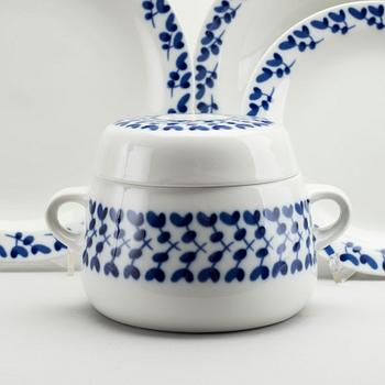 CARL-HARRY STÅLHANE, SERVIS, 53 delar, "Swedish blue", Rörstrand.