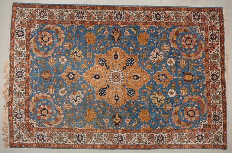 MATTA, semiantik, Täbriz, 207x312 cm.