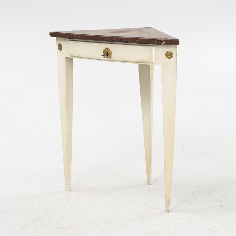 A Gustavian corner table with av stone top, end of the 18th Century.