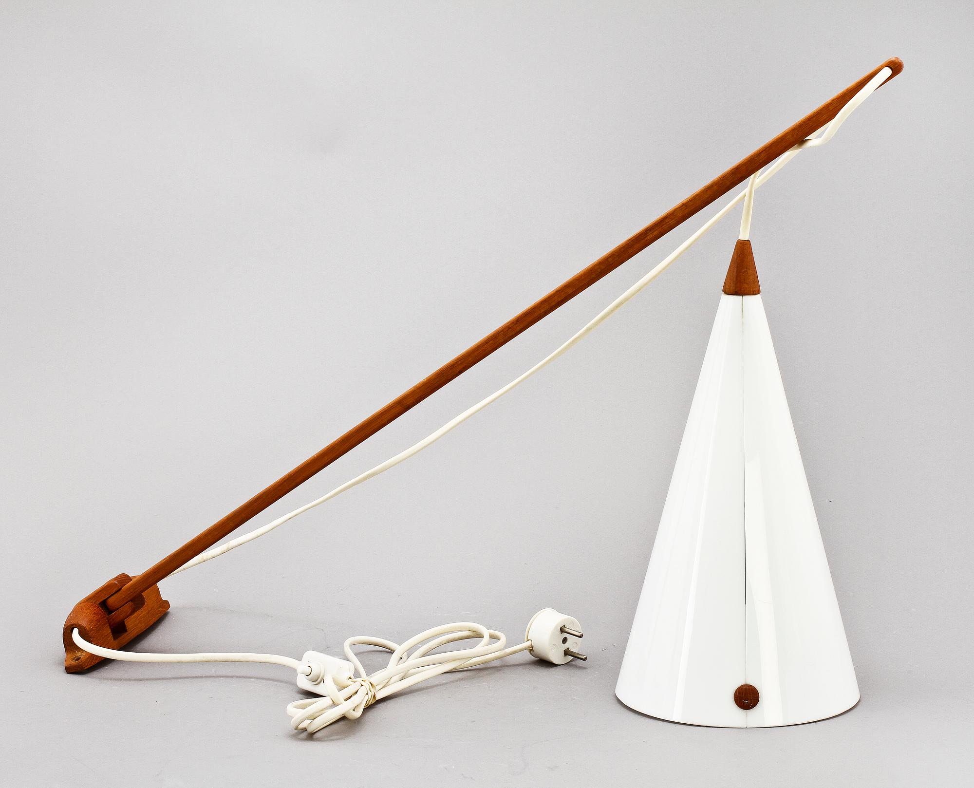 VÄGGLAMPA, Östen och Uno Kristiansson, Luxus, 1900-talets andra hälft.