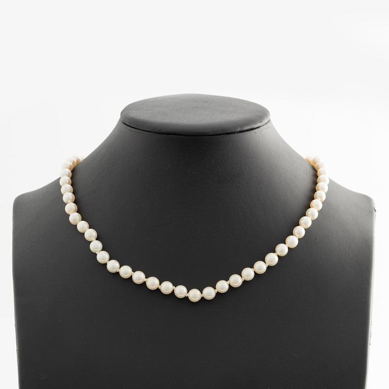 Pärlcollier, med odlade saltvattenspärlor, lås 18K vitguld.