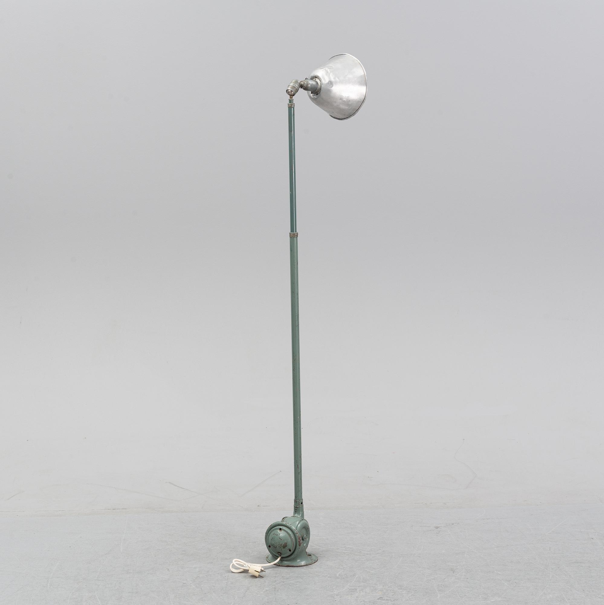 An industrial lamp, 'Triplex-Pendel' Sweden, mid 20th Century.