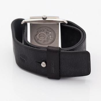 Hermès, Varenne, wristwatch, 31.5 x 25 mm.
