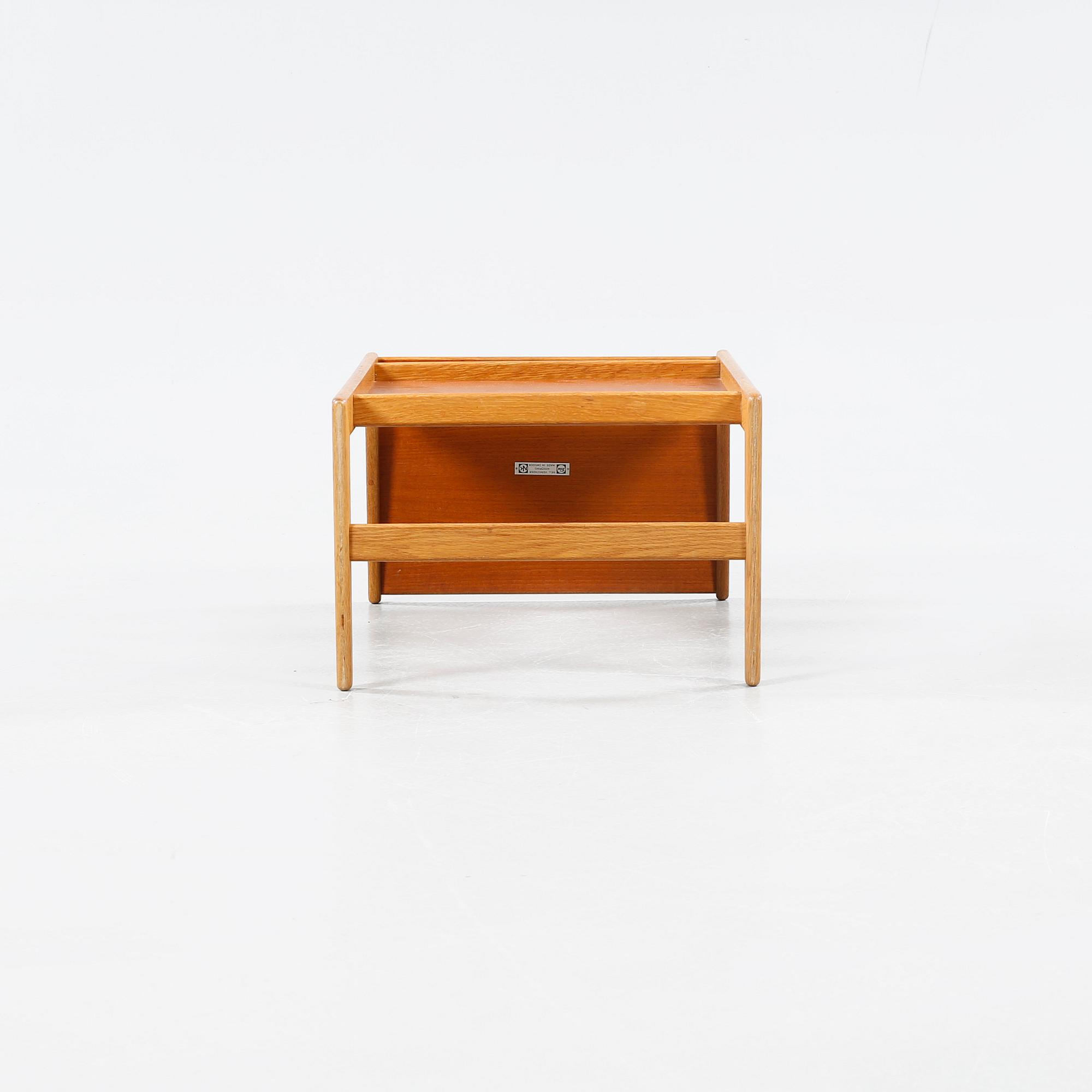 A table, model "Nikko/597-008", designed by Yngvar Sandström for Nordiska Kompaniets Verkstäder 1960.
