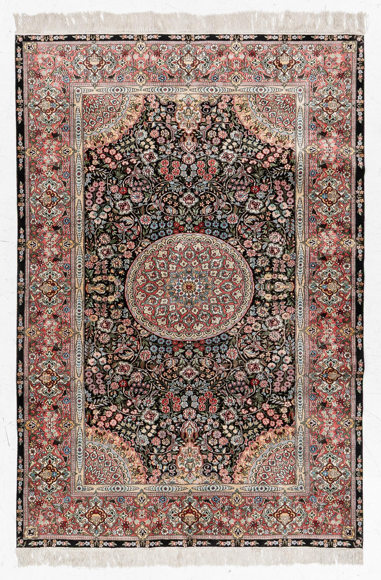 Carpet, Oriental silk, approx. 184 x 125 cm.